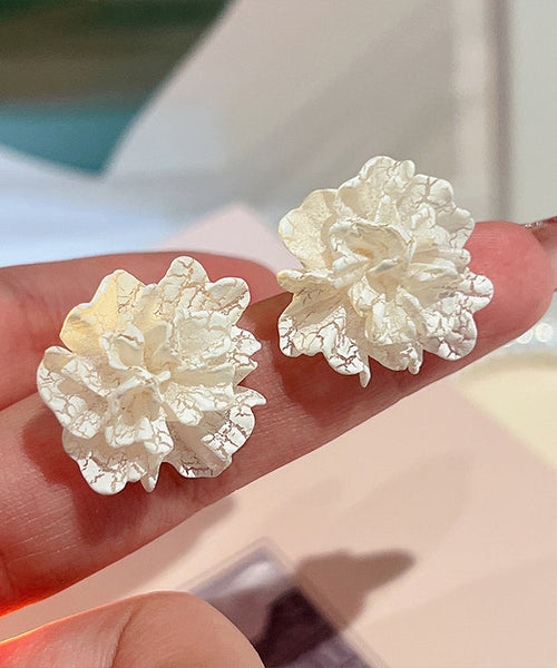 Style White Sterling Silver Acrylic Floral Stud Earrings LY1790