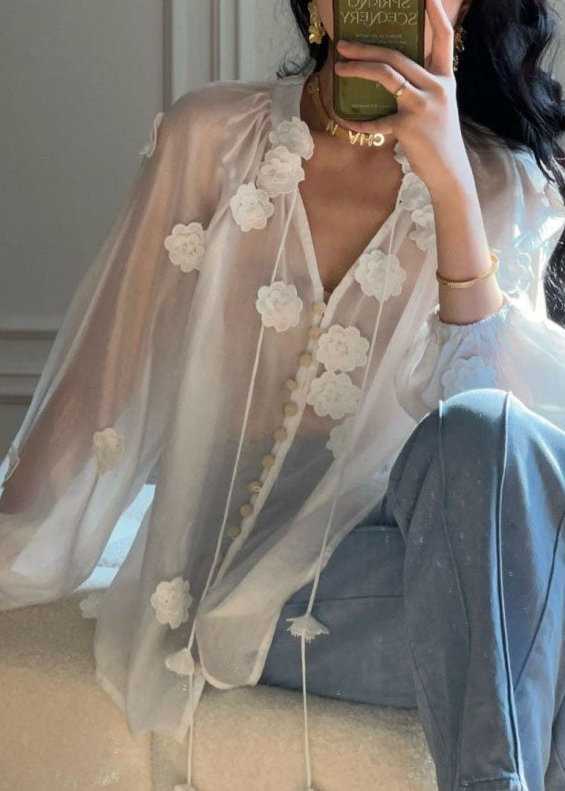 Style White V Neck Floral Decorated Patchwork Silk Top Long SleeveTI1045
