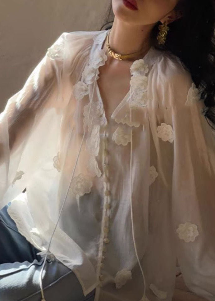 Style White V Neck Floral Decorated Patchwork Silk Top Long SleeveTI1045