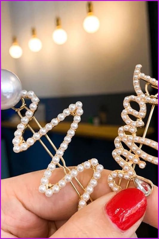 Elegant Letter Pearl Hairpins - Furdela