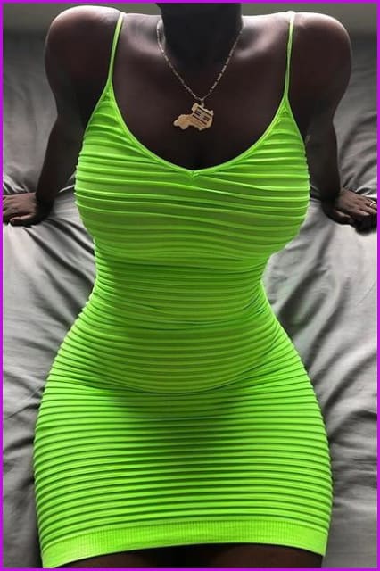 Green Ruched Bodycon Strap Dress F058 - Furdela
