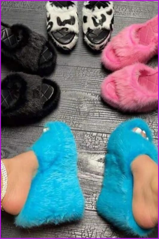 High Heeled Fluffy Fur Slippers F3153 - Furdela Wholesale