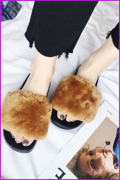 High Quality Yellow Rabbit Fur Sliders DF023 - Furdela Wholesale