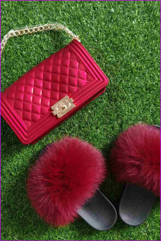 Luxurious Wine Jelly Bag With PVC Fur Slides - Furdela