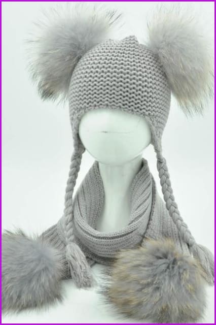 Luxury Real Raccoon Fur Pompom Cap and Scarf Set - Furdela