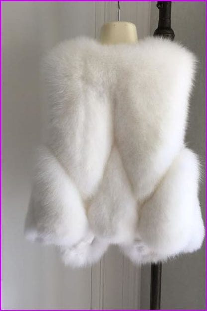 Natural White Fox Fur Gilet 46CM DO1543 - Furdela