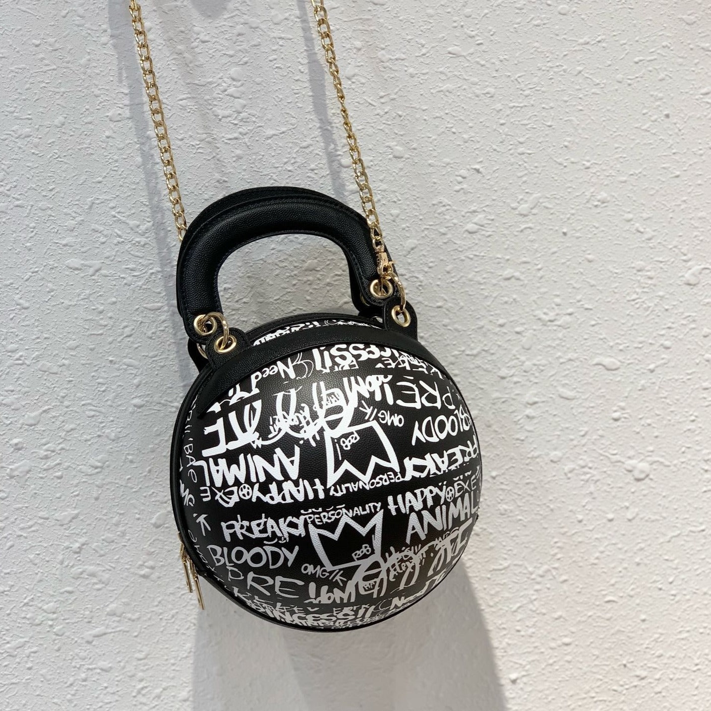 Personality Painted Graffiti Basketball Handbag F2034 - Furdela Wholesale