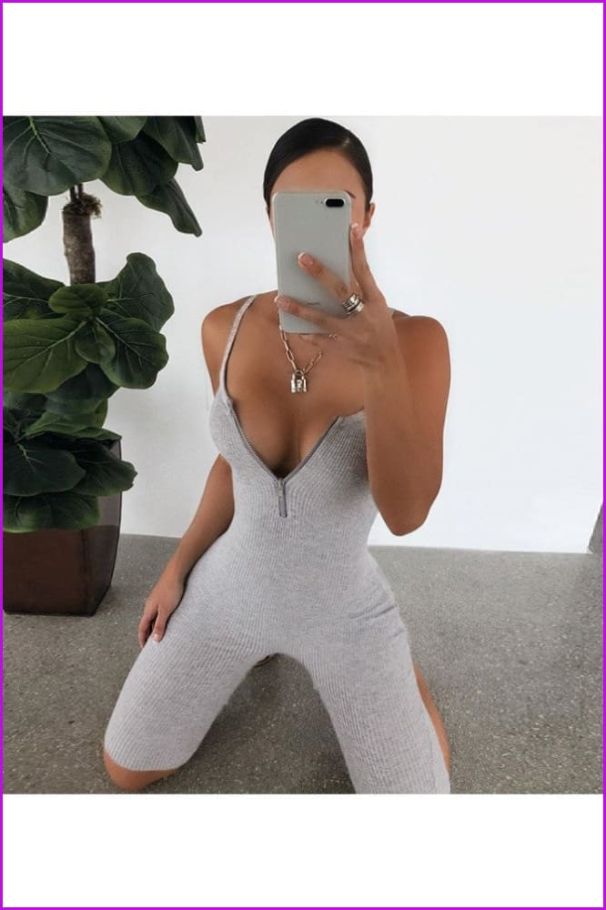 Pure Color Zipper Up Rompers - Furdela Wholesale