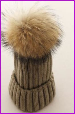 Racoon Fur Pompom Ball Knitted Beanie Hat - Furdela