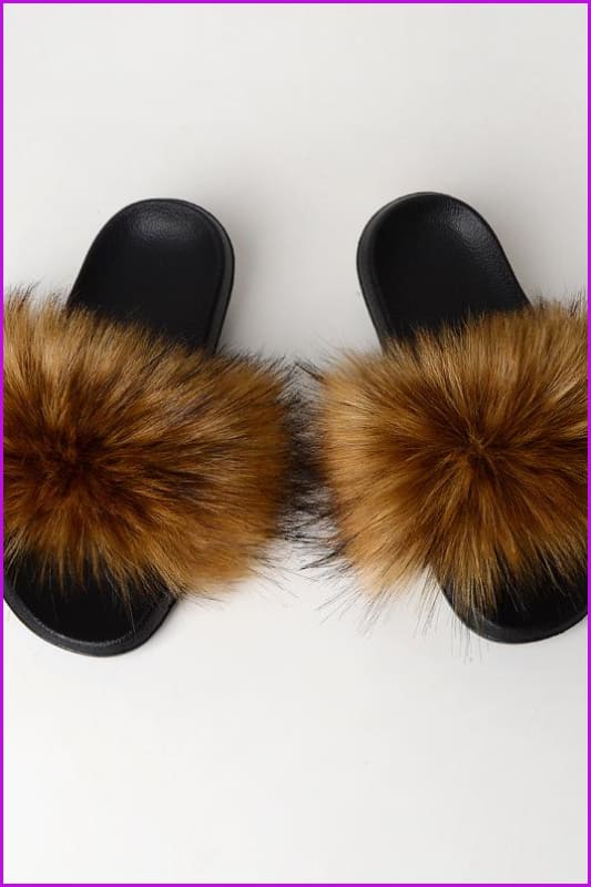 {Ready stock} Faux Raccoon Fur Slides F603 - Furdela