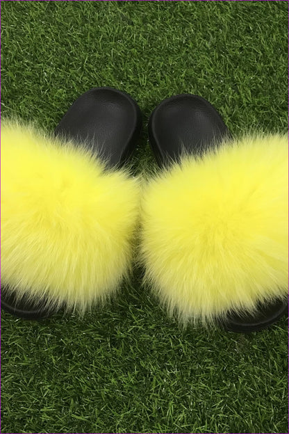 Super Fluffy Yellow Fox Fur Sliders DF035 - Furdela