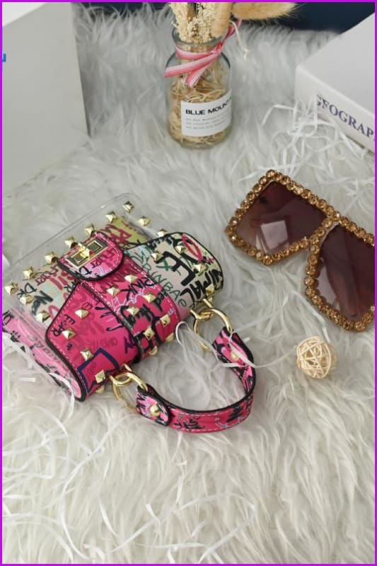 Graffiti Handbag And Sunglasses Set F3107 - Furdela