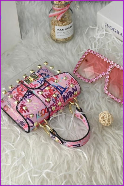 Graffiti Handbag And Sunglasses Set F3107 - Furdela